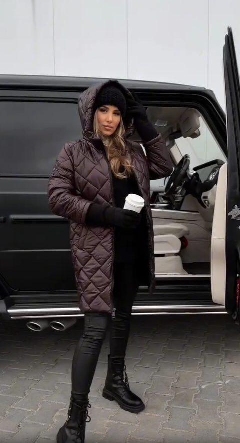 Women's Quilted Jacket – Lightweight Hooded Fitted Winter Coat